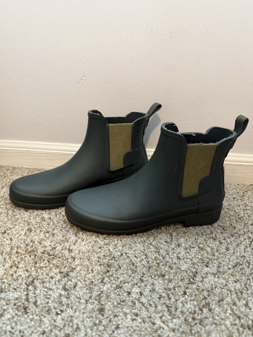 Hunter Original Refined Chelsea Waterproof Rubber Rain Boot Size 7 Excellent